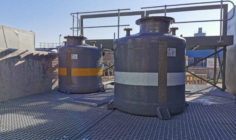 Acid storage tanks manufactured from fibreglass